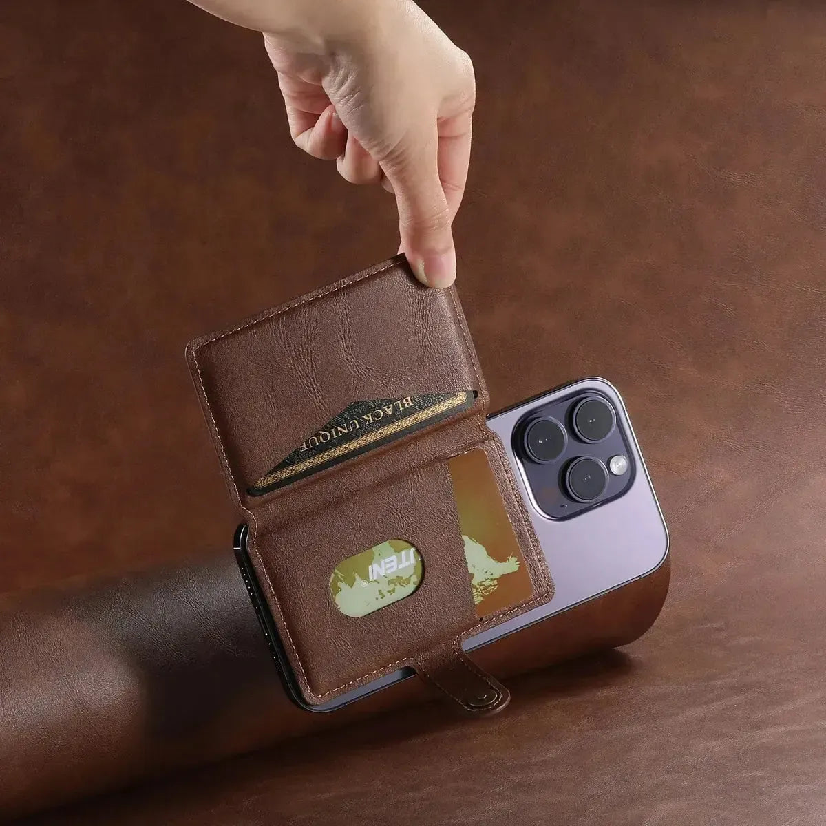 CLASSIC MAGNETIC CARD HOLDER WALLET