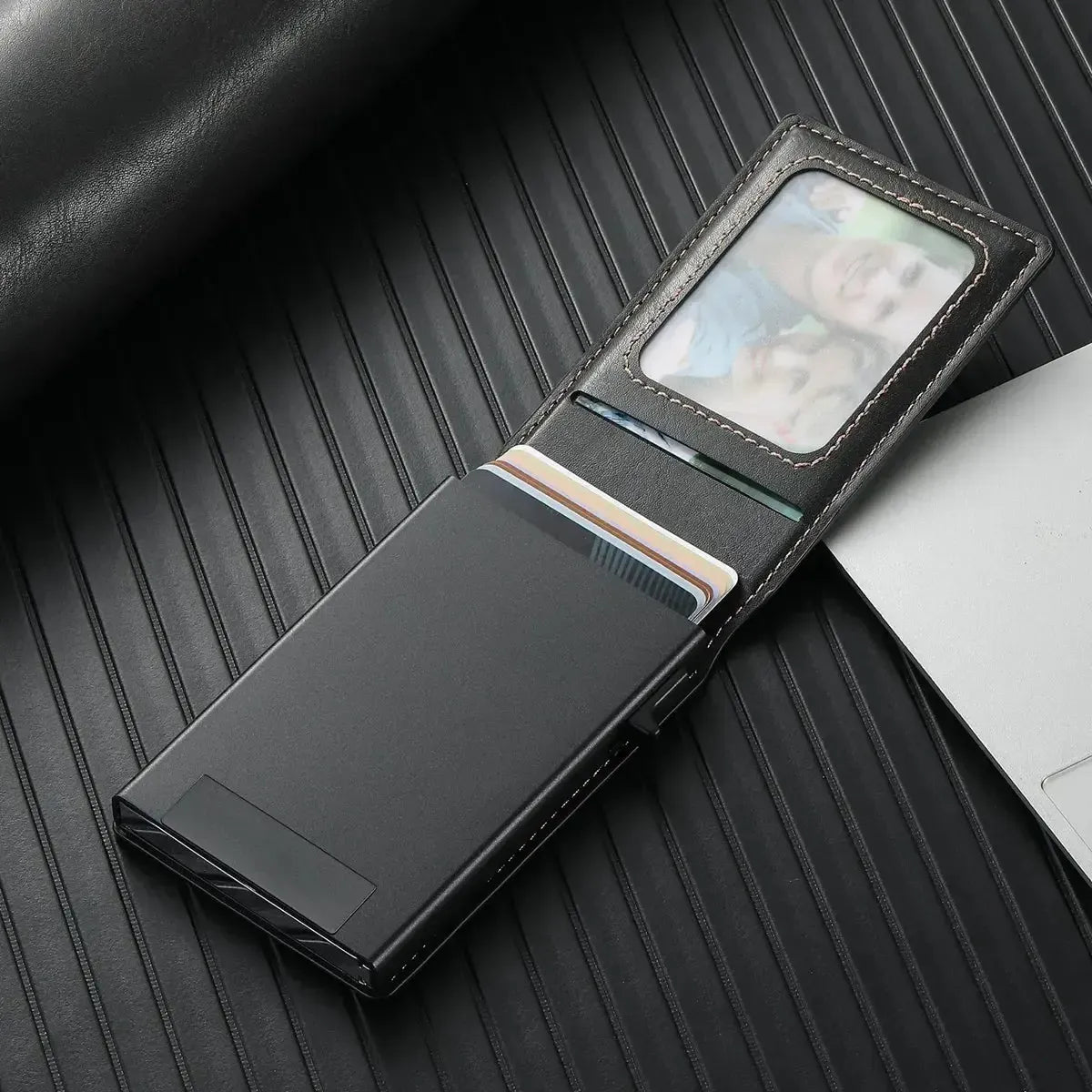 MAGNETIC FACE COVER CARD HOLDER WALLET S3